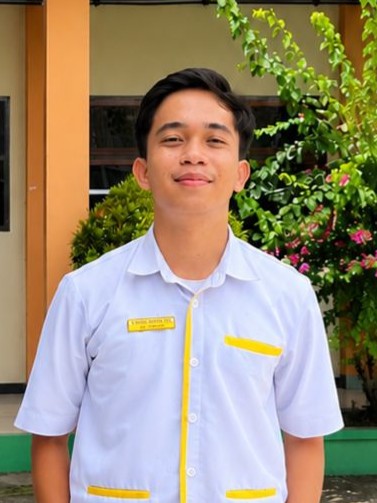 Muhamad Junaiddin Aana 
